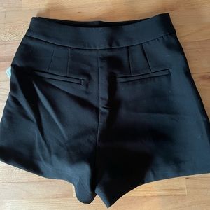 Women’s black skort
